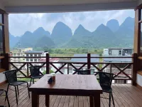 Xiaolonghe Hotel (Yangshuo Yulonghe Scenic Area)