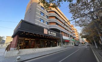 Zhe Fei Hotel (Urumqi Dade Zhongyinggong Subway Station)