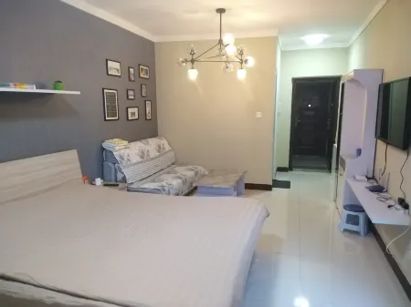 Anyang New Impression Theme Apartment Отели рядом с достопримечательностью «Yuanshikai Mu»