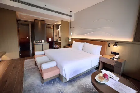 Guangzhou Hehui Hot Spring Hotel (Baishuizhai Resort)