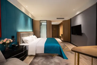 Chenxi Hotel (Xuchang Wanda Plaza Xintian 360 Plaza)