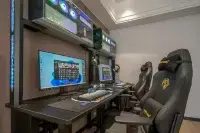 Jianfeng Luxury E-sports Hotel (Shijiazhuang Yuhua Wanda Plaza)2-1802