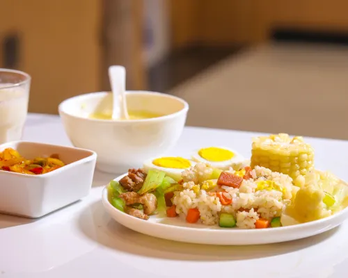 Qunos Hotel (Qingdao Jiaodong International Airport) Makanan Photos