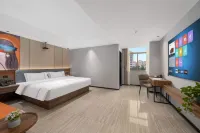 Kaweida Hotel (Wuchuan Aoyuan Plaza No.3 Middle School)