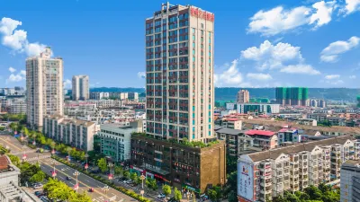 Chongqing Tongcheng Zhiguang Hotel (Tongnan Branch) Отели в г. Туннань