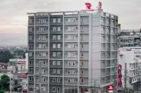 Red Planet Clark Angeles City Hotels near Pamintuan Mansion