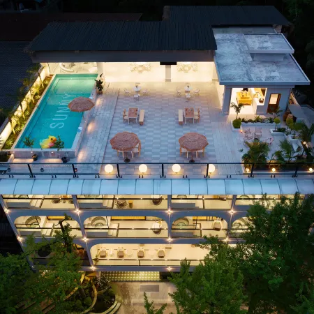QING•HOUSE