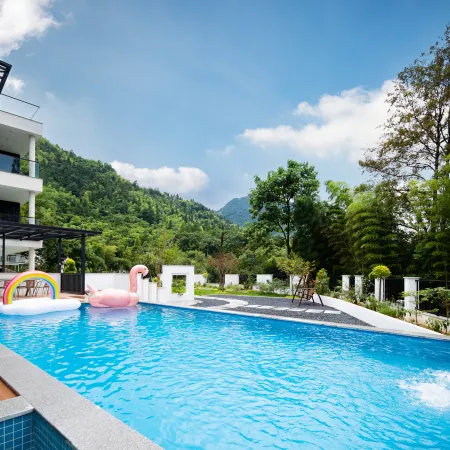 Manman·Angi Gorge Private Hot Spring Resort Designer Villa