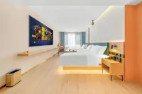Jinchen International Hotel (Dongyang Wood Carving Town) - Balcony