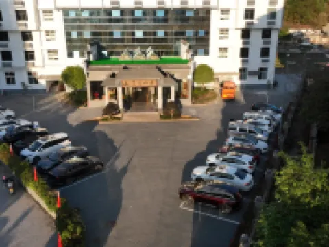 Hua Zi Hotel Hoteles en Taining