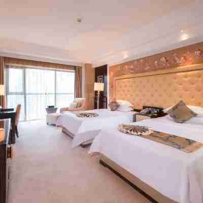 興義富康國際酒店（桔山廣場夢樂城購物中心店） Rooms