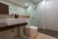 Tisha Hotel