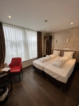 Orange Tulip Hotel