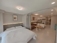 Wuhan Xilai Light Luxury Homestay (Xujia Peng Subway Station)
