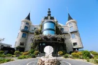 Weihai Bay Four Seasons Castle