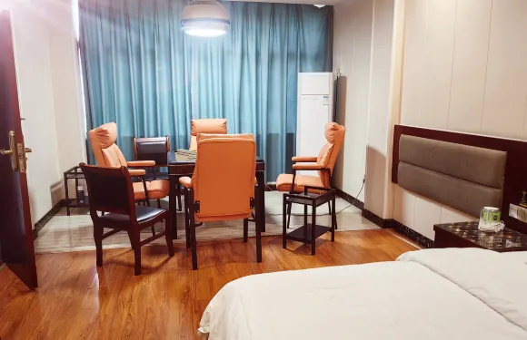 茶陵皇冠假日酒店