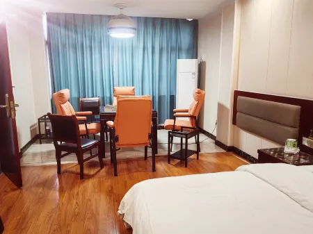 Crowne Plaza Chaling Отели в г. Чалин