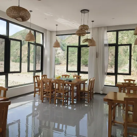 Floral Hotel · Qingmu Yayuan Homestay (Yesanpo Scenic Area Branch)