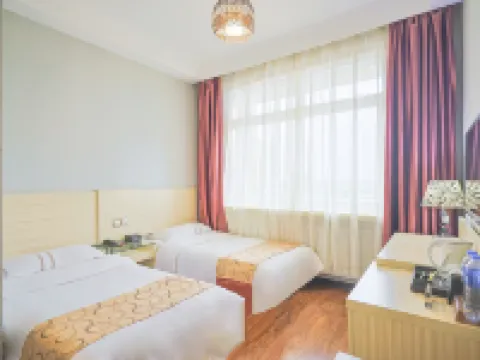 Home Inn Huayi Hotel (Xinmin Liaohe Street) Hotels in Xinmin