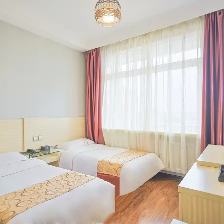 Home Inn Huayi Hotel (Xinmin Liaohe Street) Hotels in Xinmin