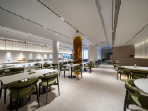 โรงแรมวาริดา เอ็ม (ฝอซาน ซุ้มประตูบรรพบุรุษ)