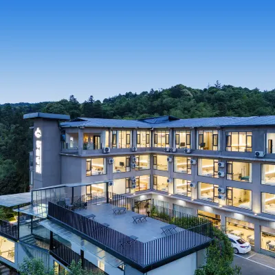 Bifeng gorge Linshan Tingyu Hotel Hotels near Bifengxia Wildlife Park