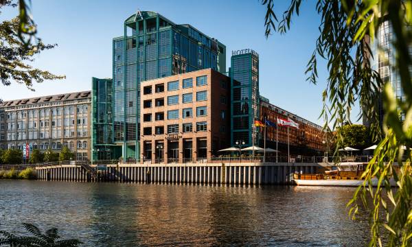 Abion Spreebogen Waterside Hotel Berlin