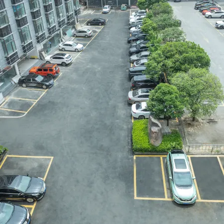 Shiyan Jiahua Holiday Hotel (Wuyan Shopping Mall People's Hospital Branch)