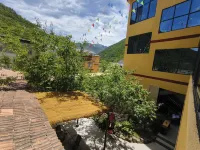 Tanchang Eman Chinese Inn (Guane'gou South Tourist Reception Center)