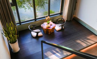 Dalonghu Qinshuiwan Huayang Aishengmei B&B