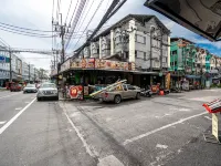 烏諾特爾卡隆海灘飯店 卡隆夜市（Karon Night Market）附近的飯店