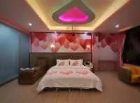 Puningboer Man Light Luxury Apartment