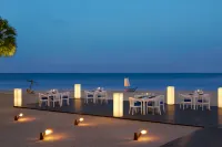 Trinco Blu by Cinnamon Hotels in Trincomalee