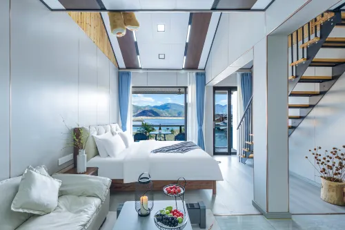 Yiwan Huqi Homestay in Lugu Lake - Beach