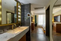 James Joyce Coffetel (Zhangjiakou Station City Government Branch) Hotels near Kewang Cleaning Dan (Yuxian Franchise Store)