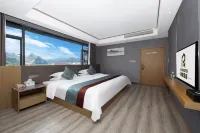 Pingle Rongfu Hotel