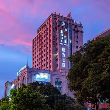Charming Hotel