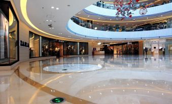 Lanxi Hotel (Huiji Wanda Plaza)