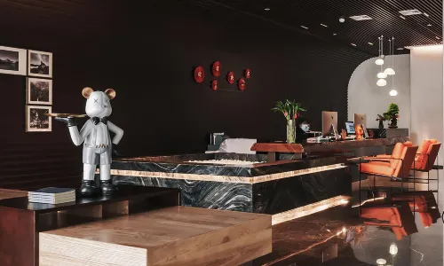 Muvi Hotel