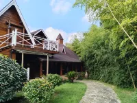 Moshang Weidu Holiday Farm (Maoshan Scenic Area)