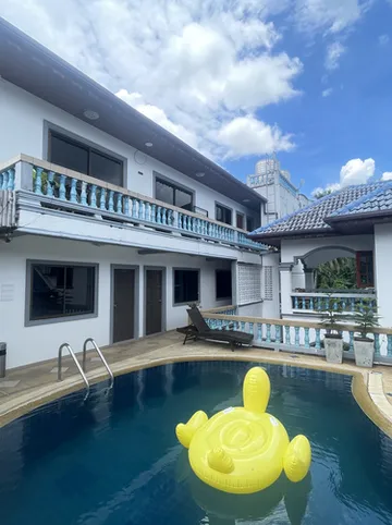 รูปภาพของภูเก็ต ป่าตอง แพลน บี เฮาส์