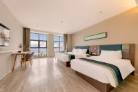 Homeinn Selected Hotel (Guangyuan Tuten Spring Plaza) - Mountain view