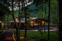 Zhiqing Xiaozhai Homestay - พร้อมอาหารเช้า