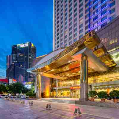 臨海雙鴿和平國際酒店 Hotel Exterior