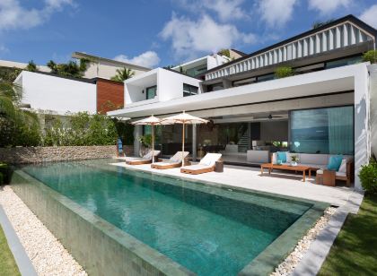 Syrah 3-Bedroom Beachfront Villa in Koh Samui