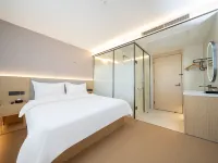 Geli Hotel Taizhou Xinghua Chang'an Middle Road Bazhiqiao Square Branch Hotels in Xinghua