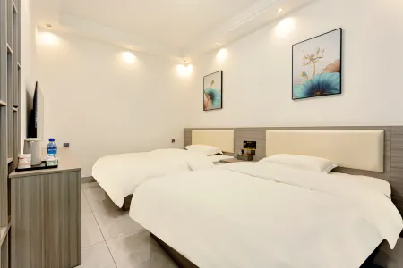 Jingya Smart Hotel Отели рядом с достопримечательностью «Lu Liang Central Yunnan Health City Tongle Park»