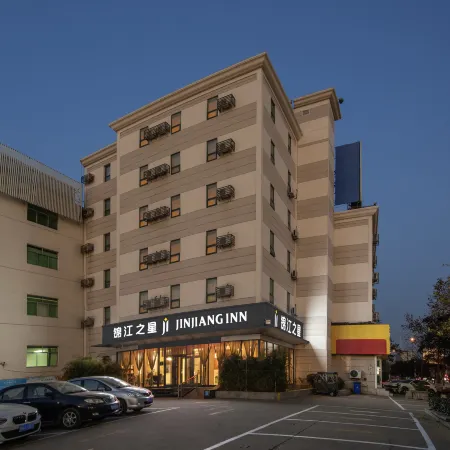 Jinjiang Inn (LinyiWanxianghui Railway Station Hotel)
