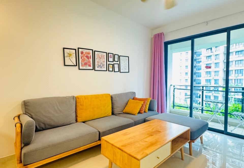 Seaview 2B1R 4pax Condo