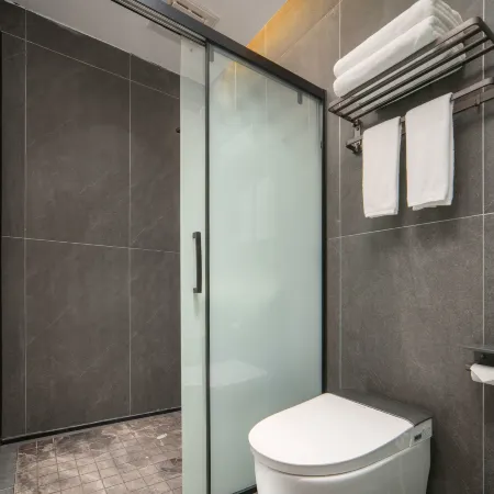 Lingxi Homestay Hotel (Chenzhou Yuhou Street Branch)